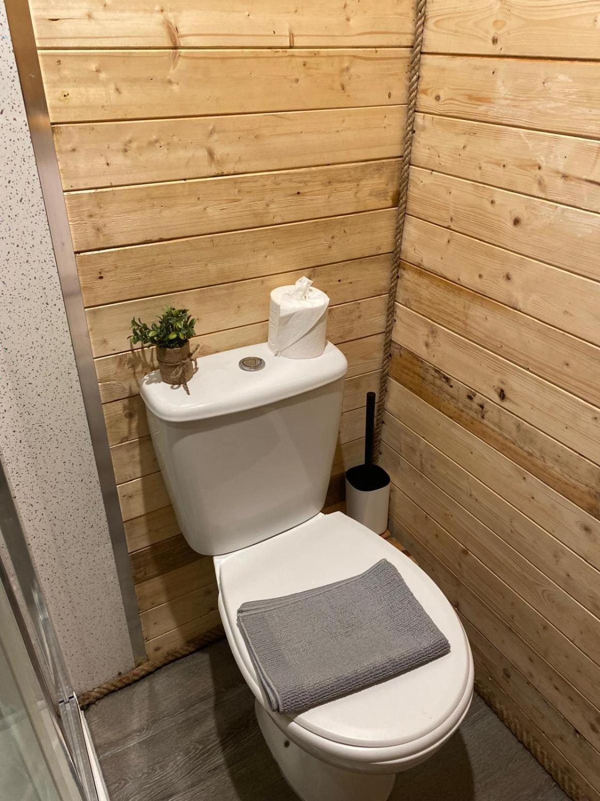 Crabmill Glamping Bewdley Hotel Eksteriør billede